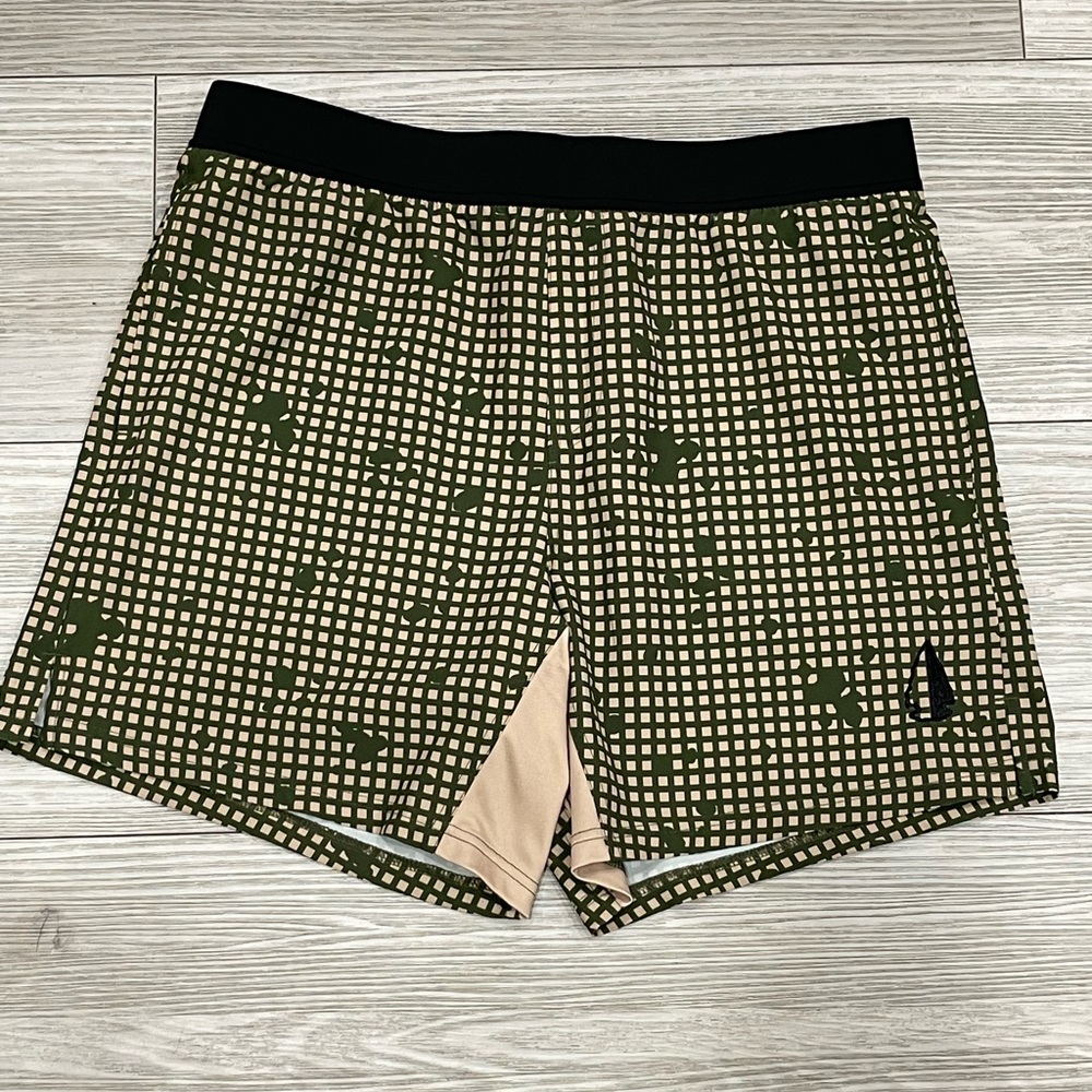 TACHUNTFISH Desert Night Camo Training Shorts